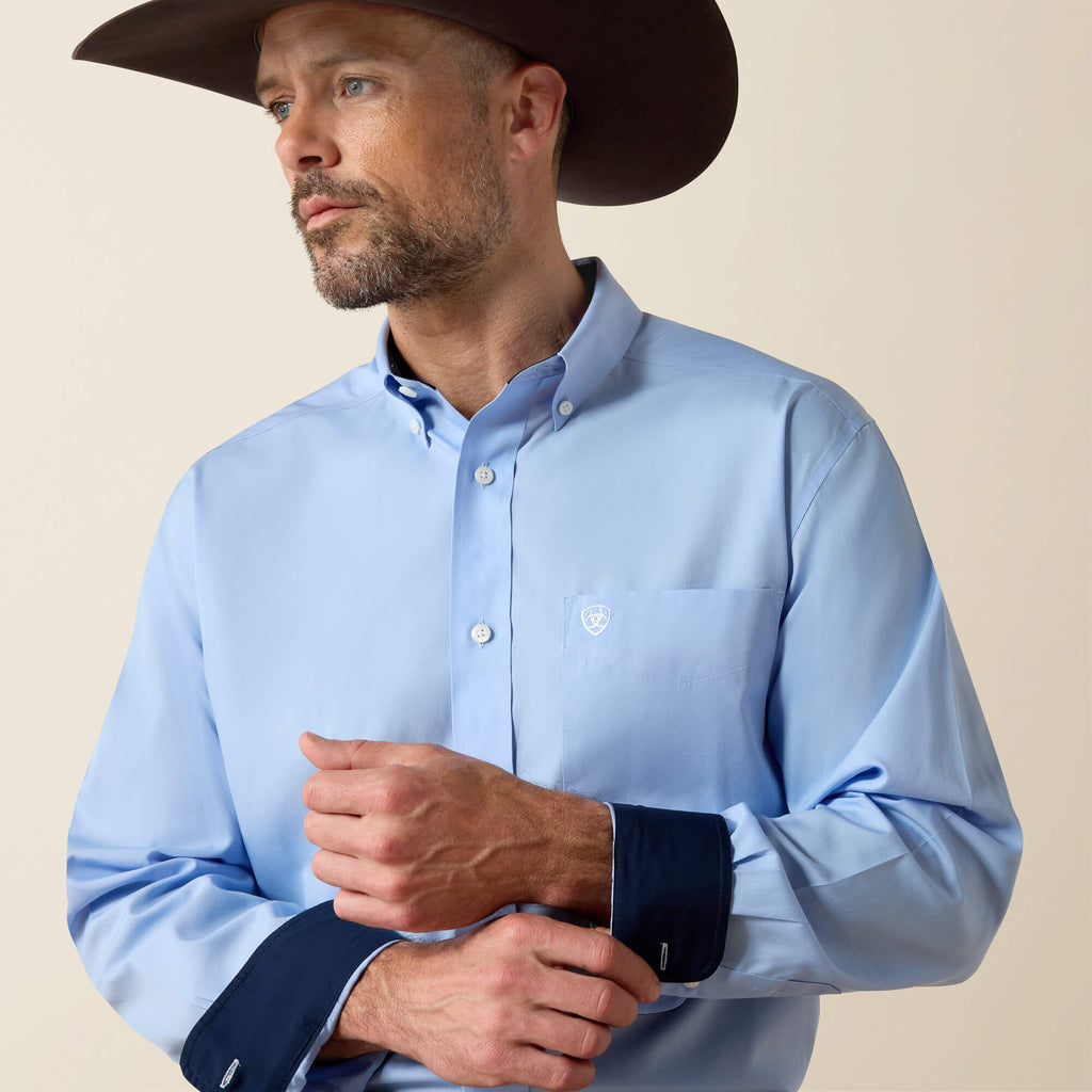 Ariat Wrinkle Free Solid Classic Fit Shirt in Light Blue