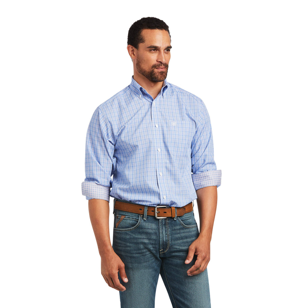 Ariat Wrinkle Free Noah Fitted Shirt in Strong Blue