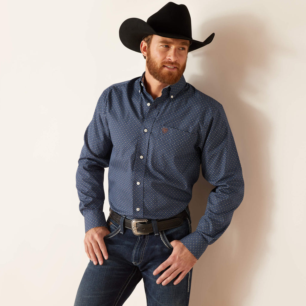 Ariat Wrinkle Free Keagan Fitted Shirt in Darkest Indigo, front