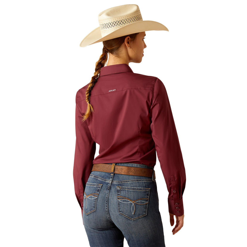 Ariat Wrinkle Resist Kirby Stretch Shirt in Burgundy