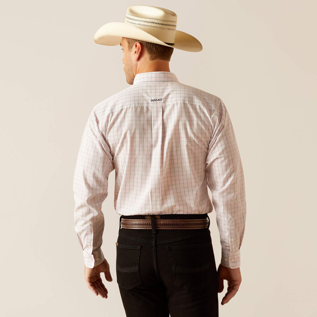 Ariat Wrinkle Free Ozzy Fitted Shirt in Light Lilac