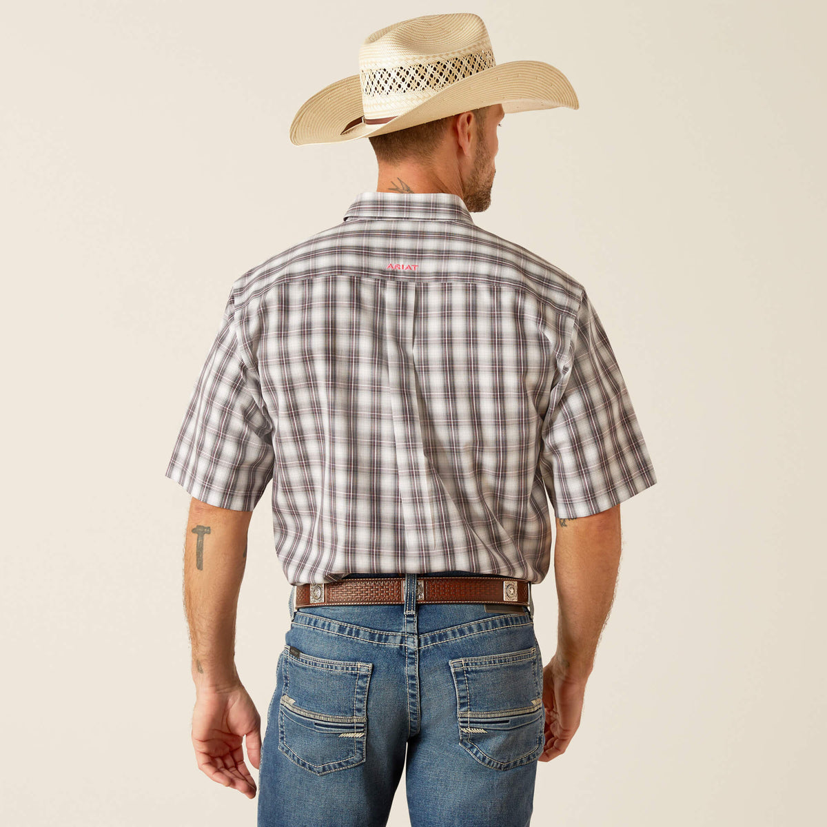 Ariat Wrinkle Free Berkley Short Sleeve Shirt in Black