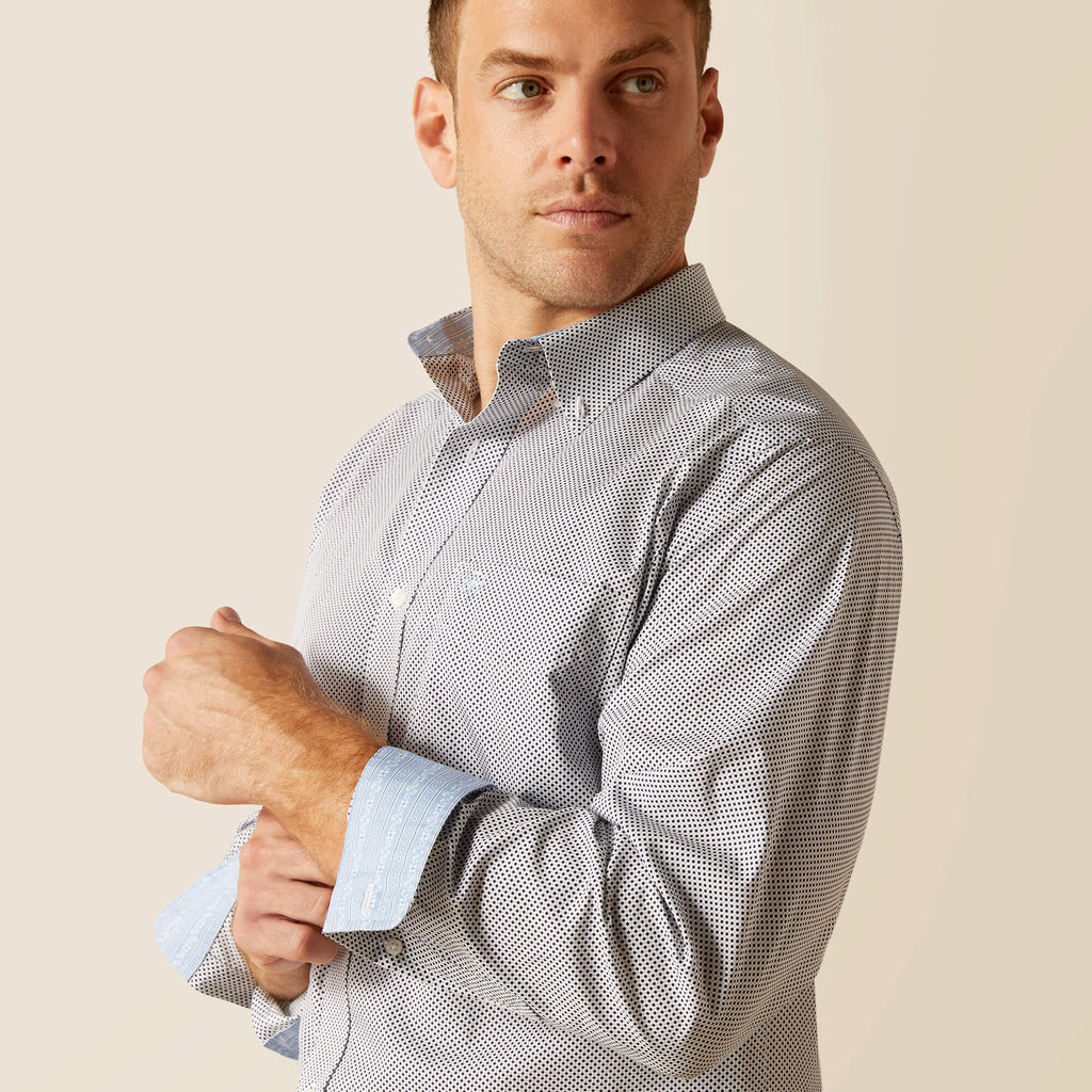 Ariat Wrinkle Free Wes Classic Fit Shirt in Peacoat