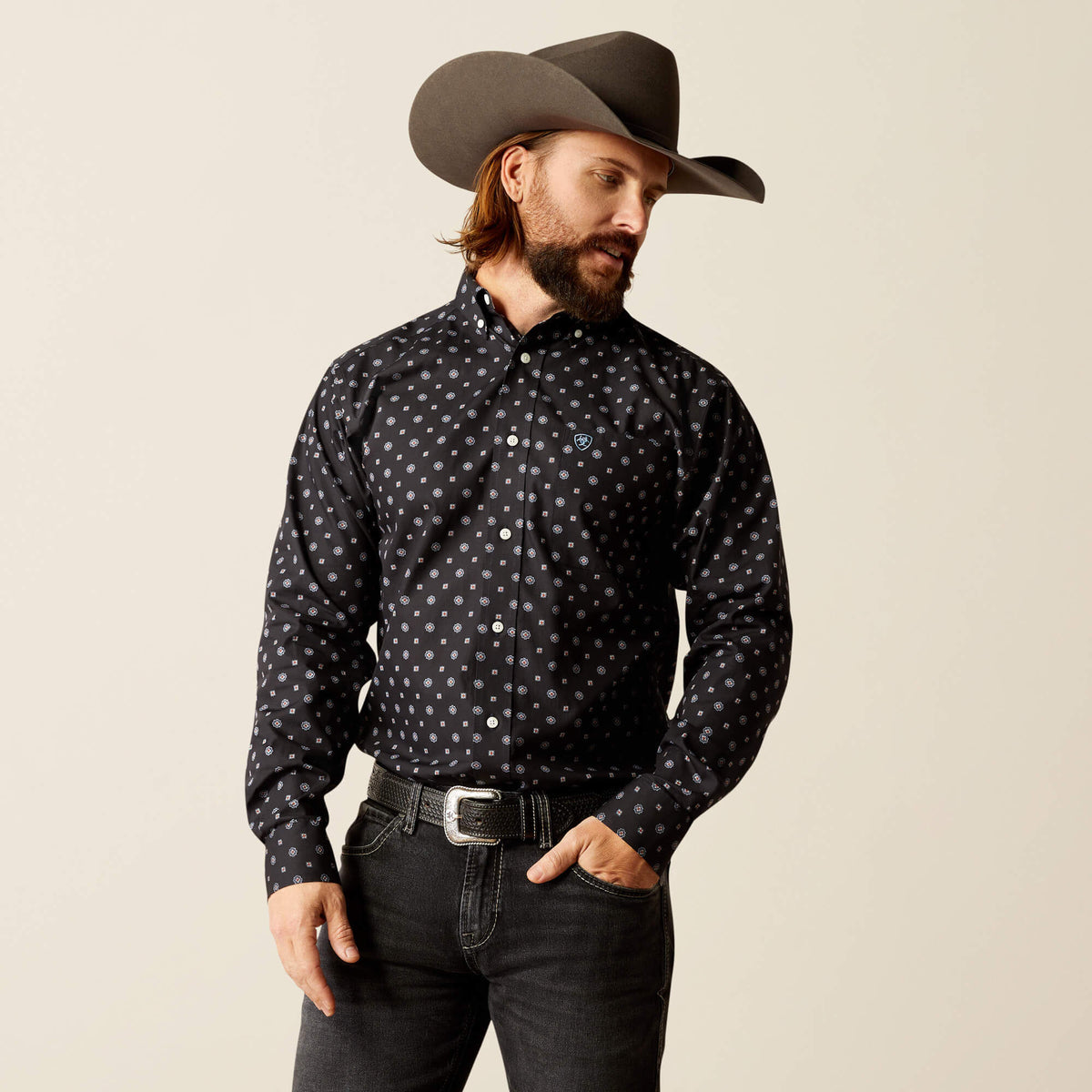 Ariat Wrinkle Free Lenox Fitted Shirt in Black
