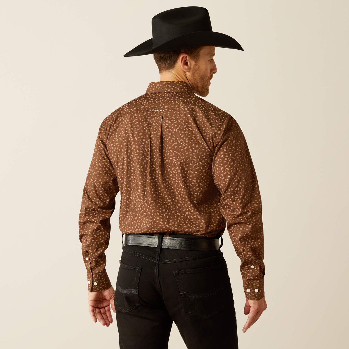 Ariat Wrinkle Free Farley Fitted Shirt in Brown