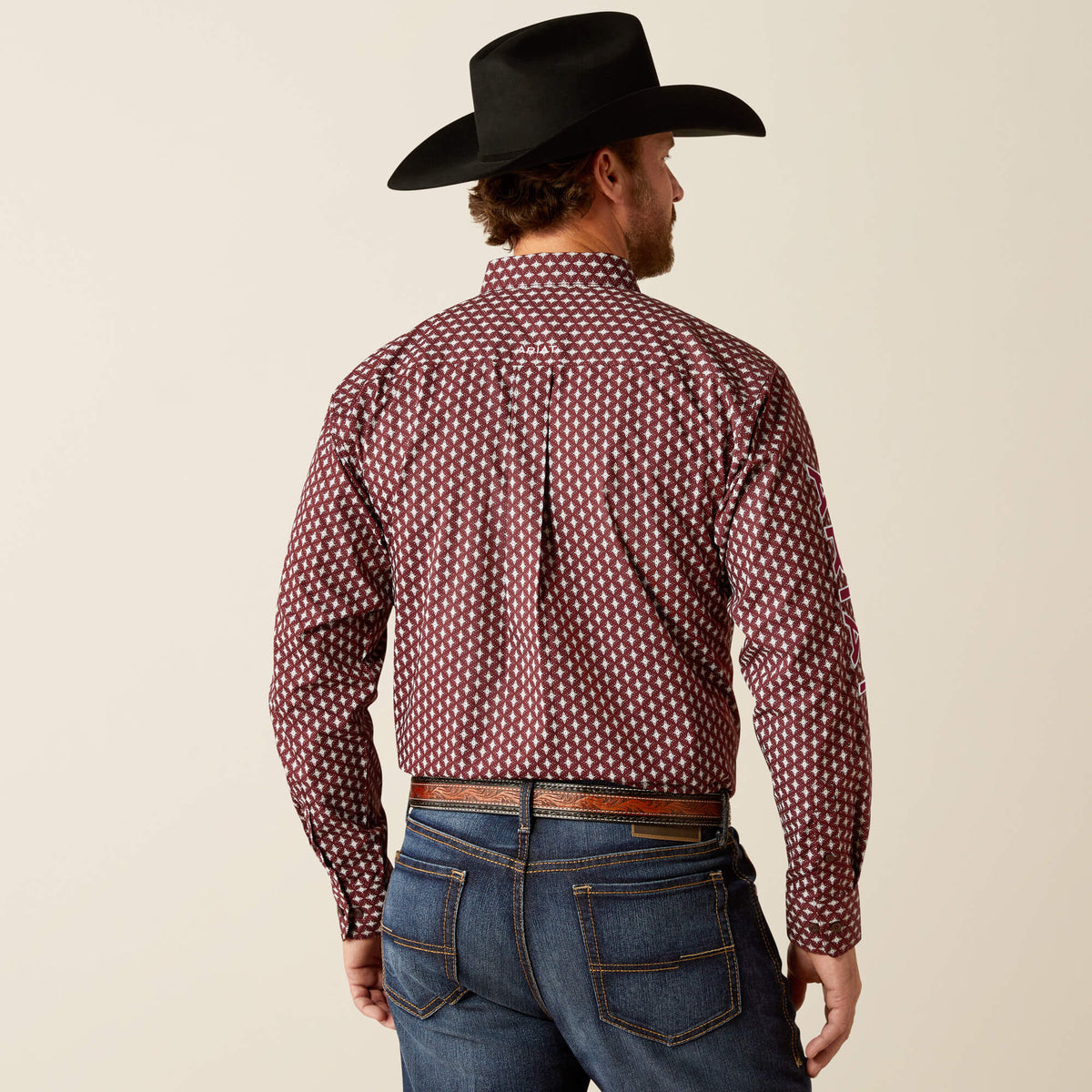Ariat Team Omar Classic Fit Shirt in Burgundy/White