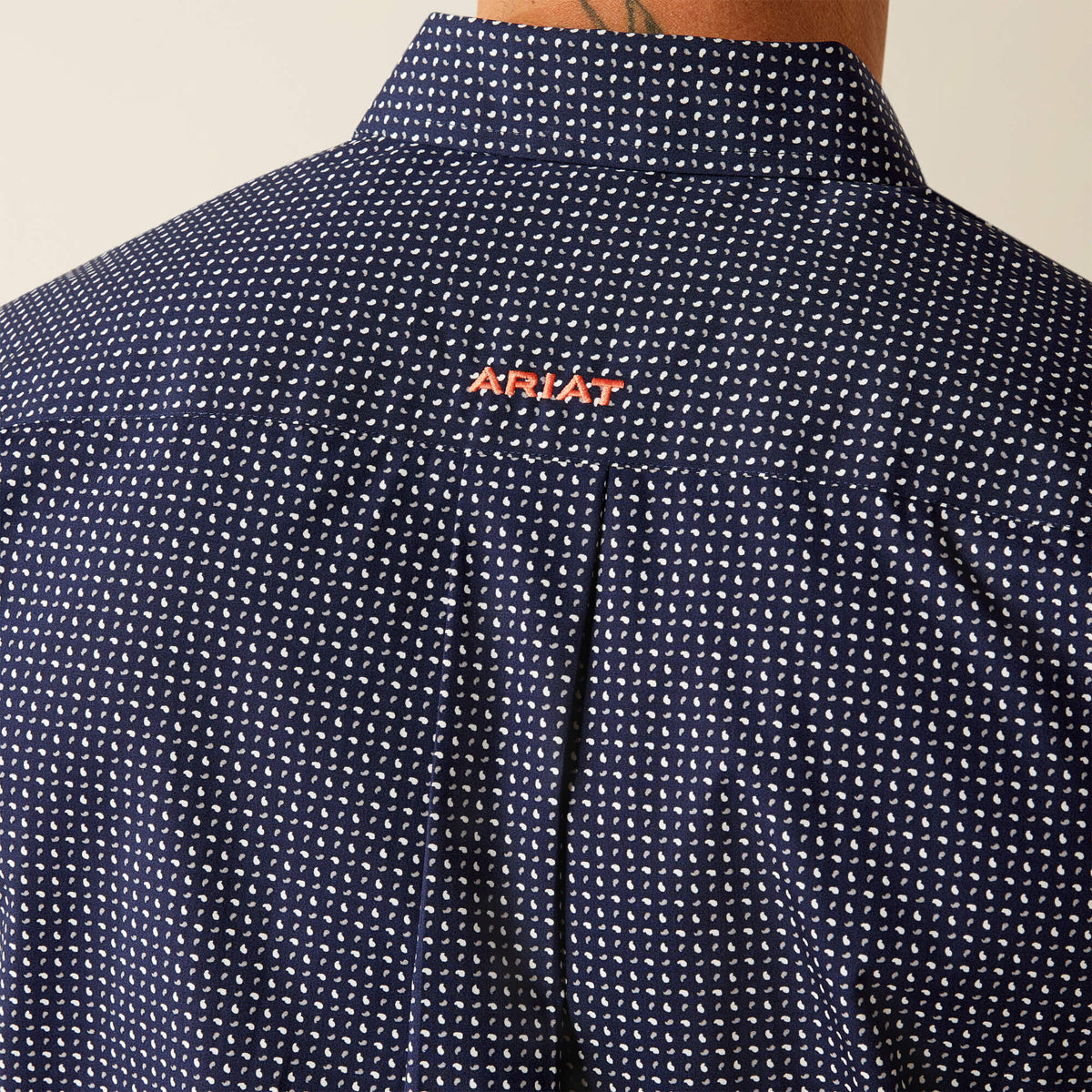 Ariat Wrinkle Free Orrell Classic Fit Shirt in Navy