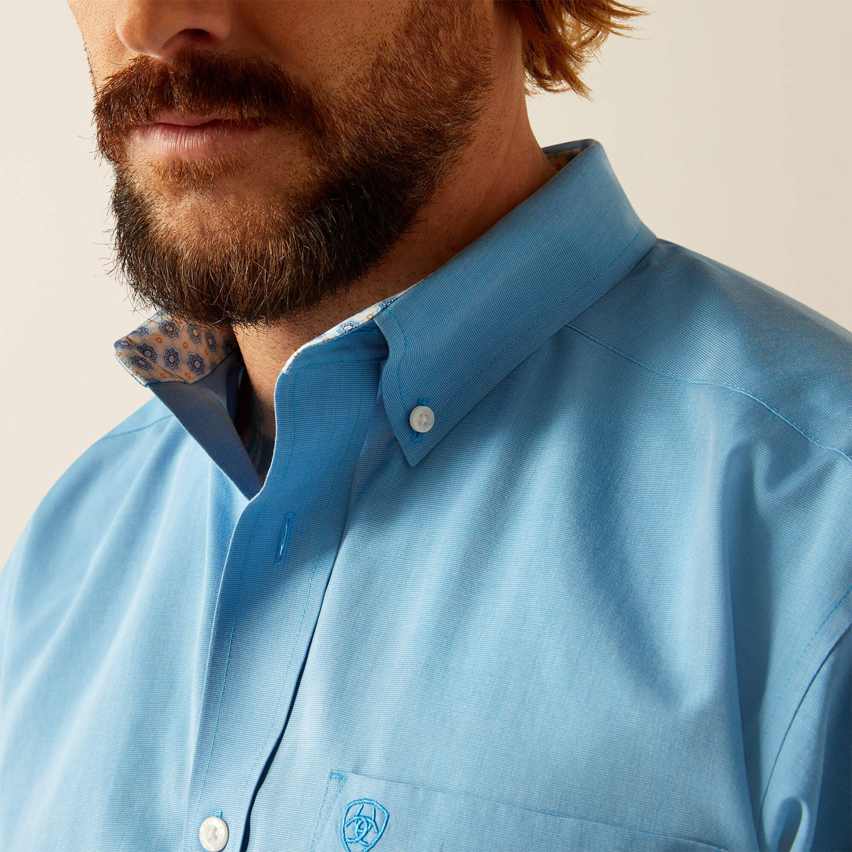 Ariat Wrinkle Free Solid Classic Fit Shirt in Blue