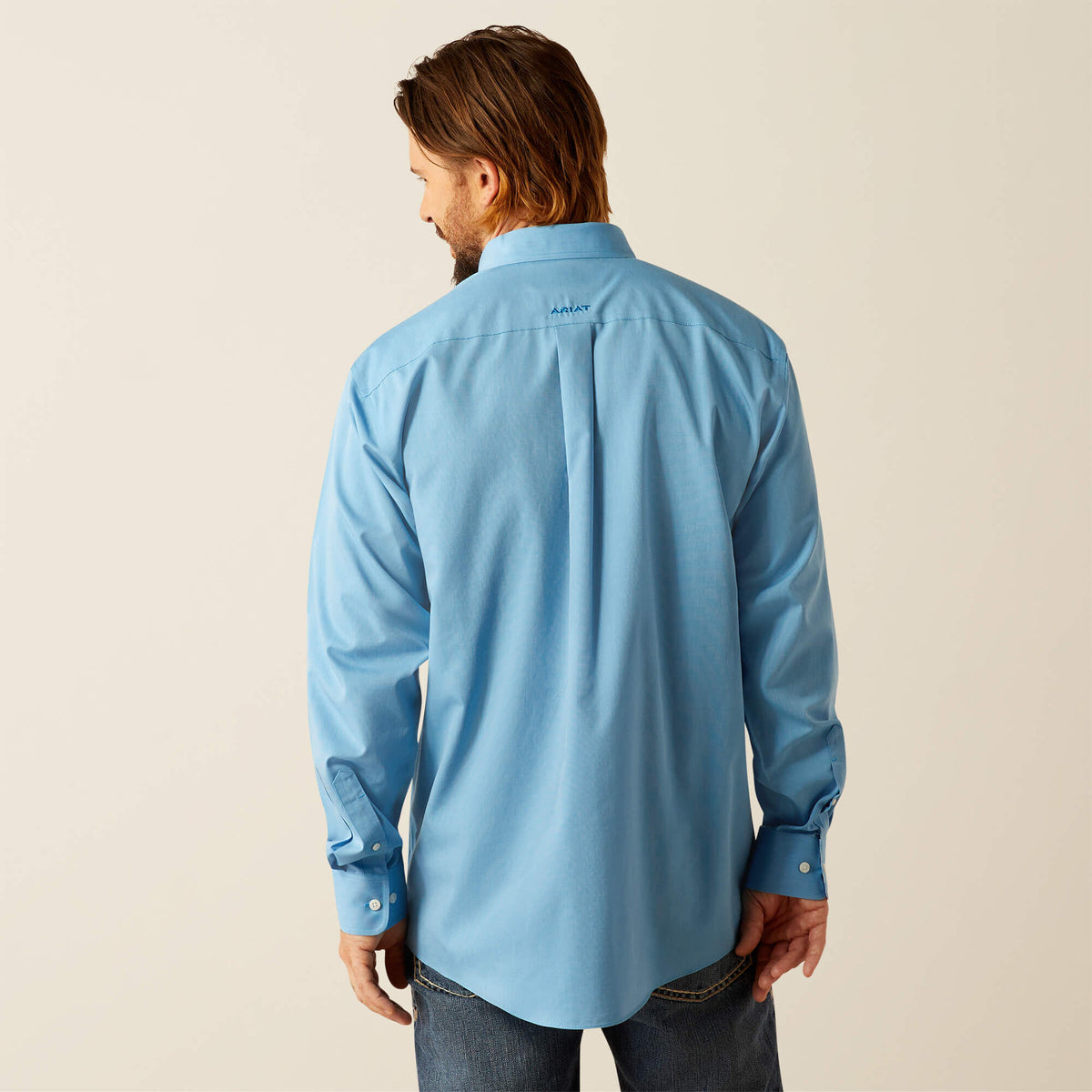 Ariat Wrinkle Free Solid Classic Fit Shirt in Blue