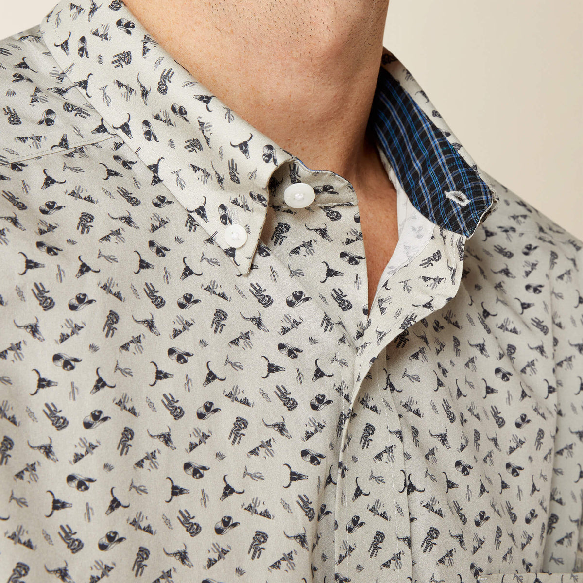 Ariat Wrinkle Free Charles Classic Fit Shirt in Silver