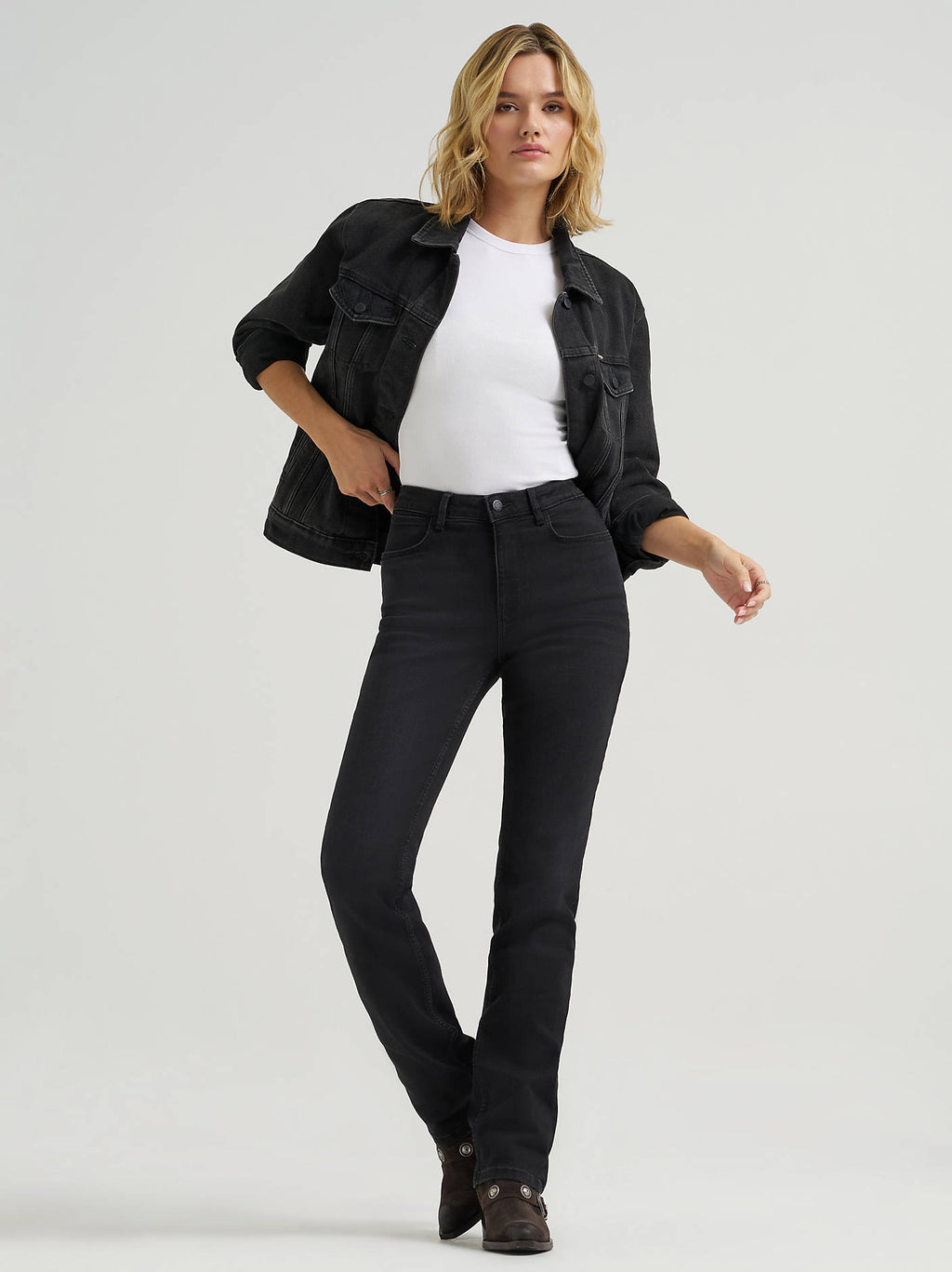 Wrangler High Rise True Straight Leg Jeans in Midnight Black