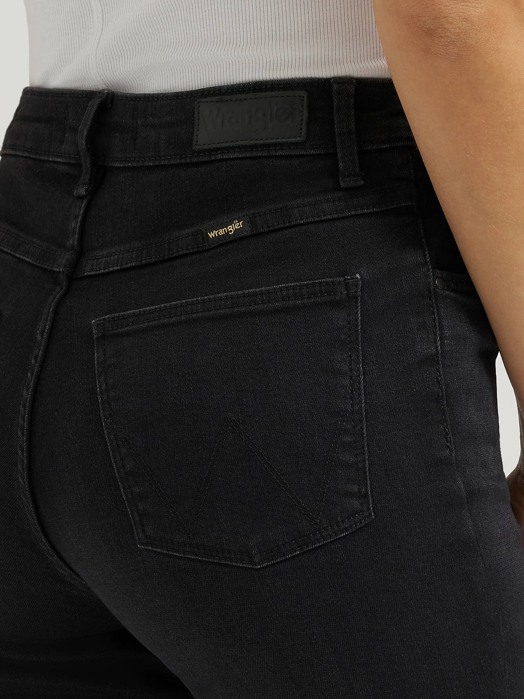 Wrangler High Rise True Straight Leg Jeans in Midnight Black