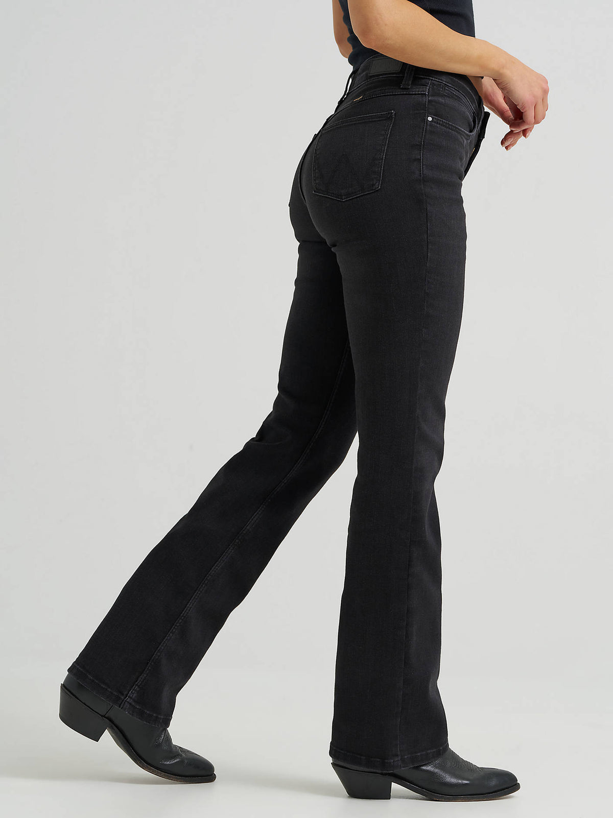 Wrangler High Rise Bold Boot Jeans in Black