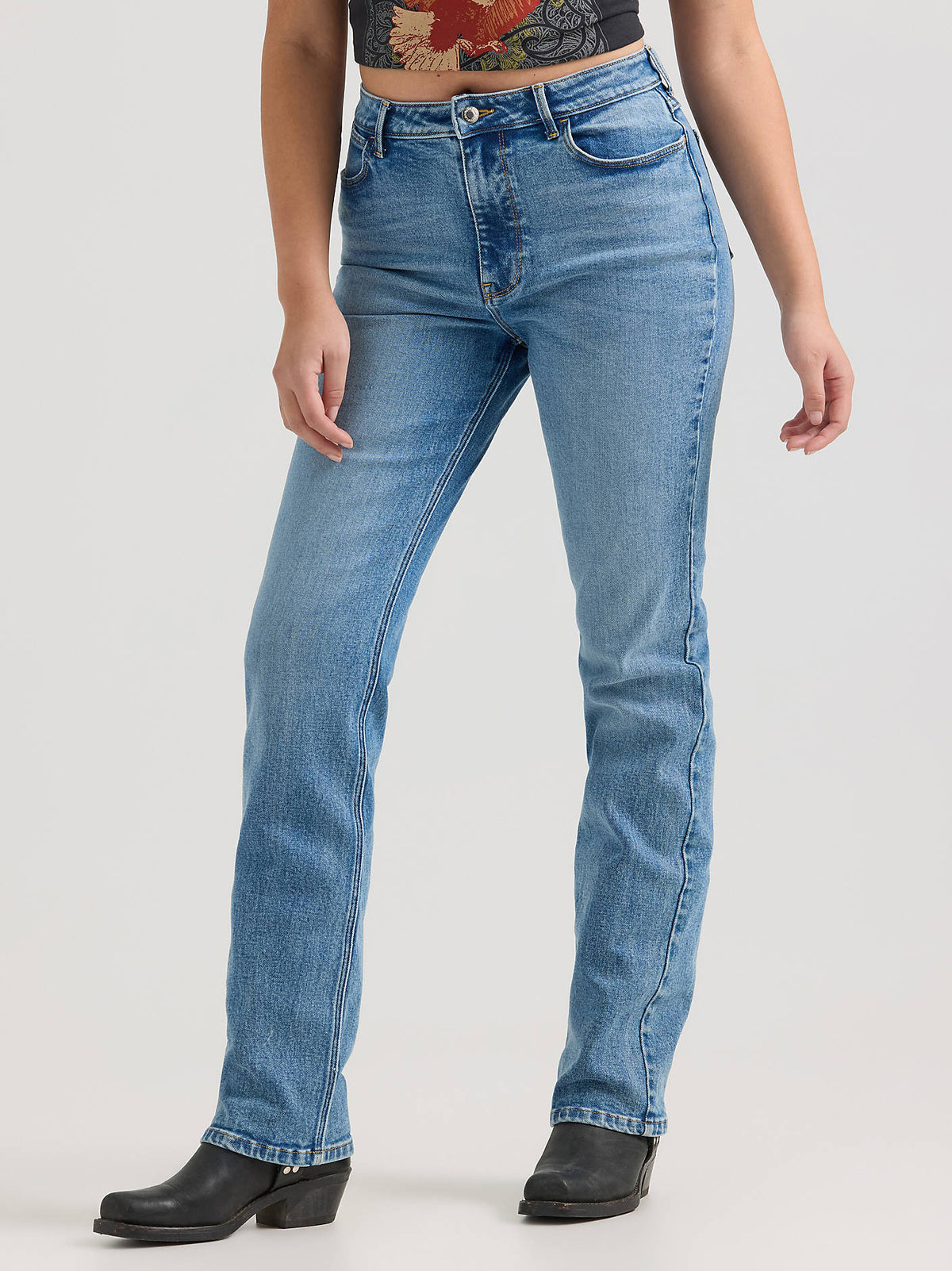 Wrangler High Rise True Straight Leg Jeans in Ivy