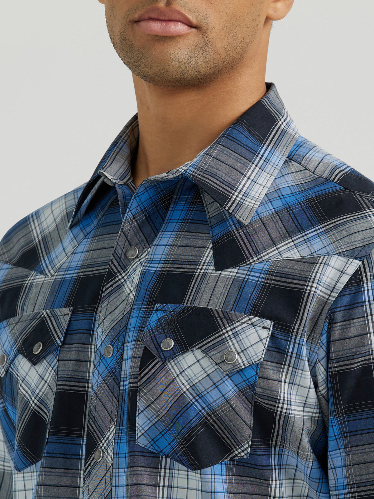Wrangler Retro Sawtooth Snap Western Shirt in Jet Navy