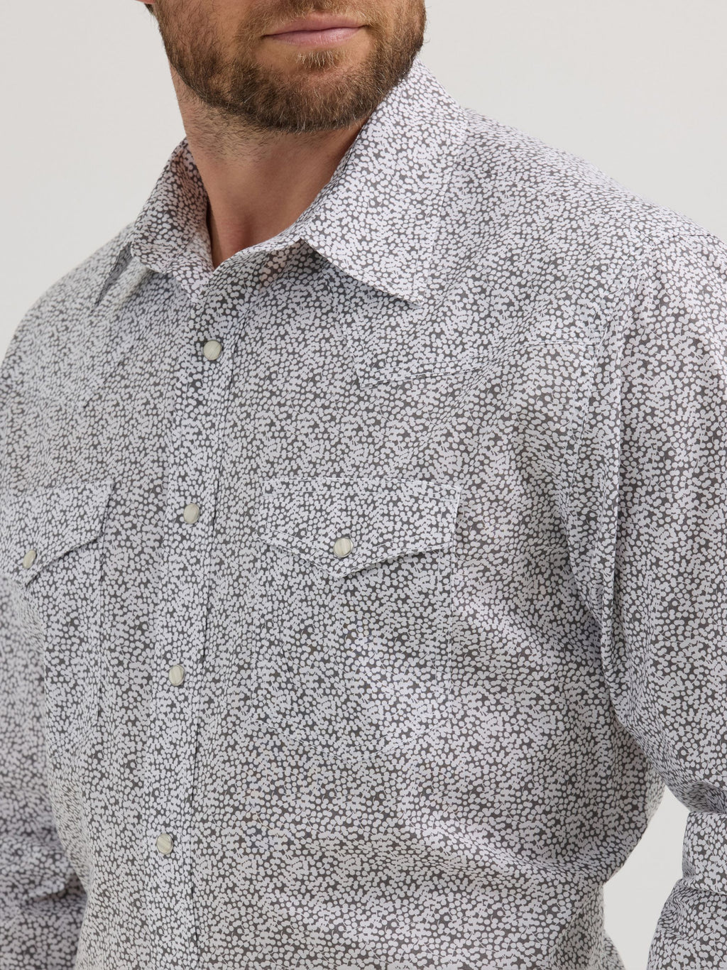 Wrangler 20X Competition Advanced Comfort Snap Western Shirt in Grey/White Print