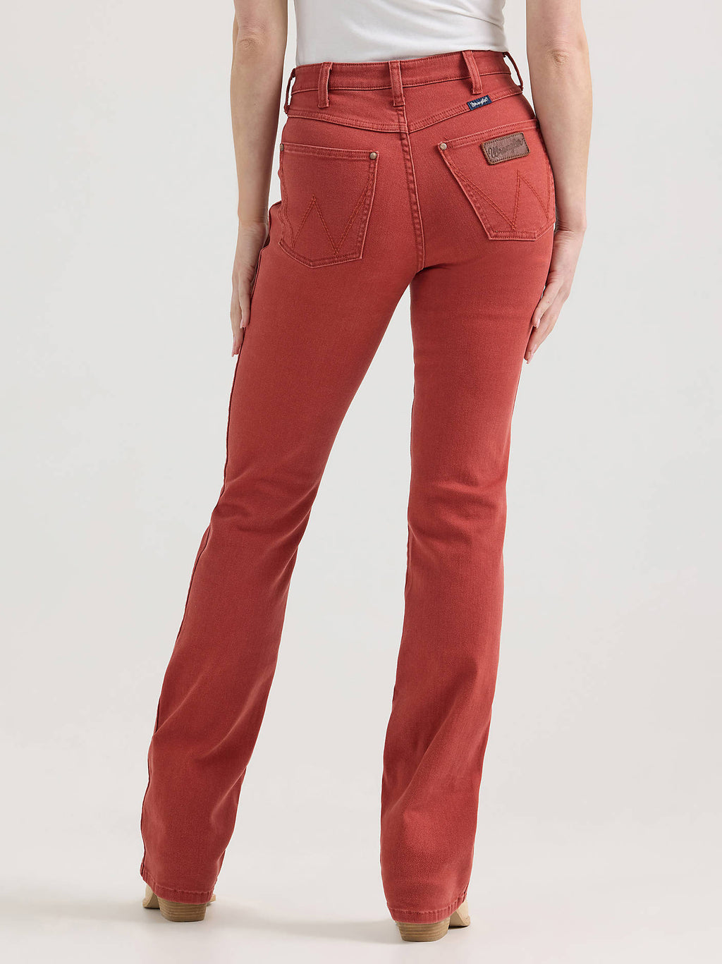 Wrangler Retro Bailey High Rise Boot Cut in Nova