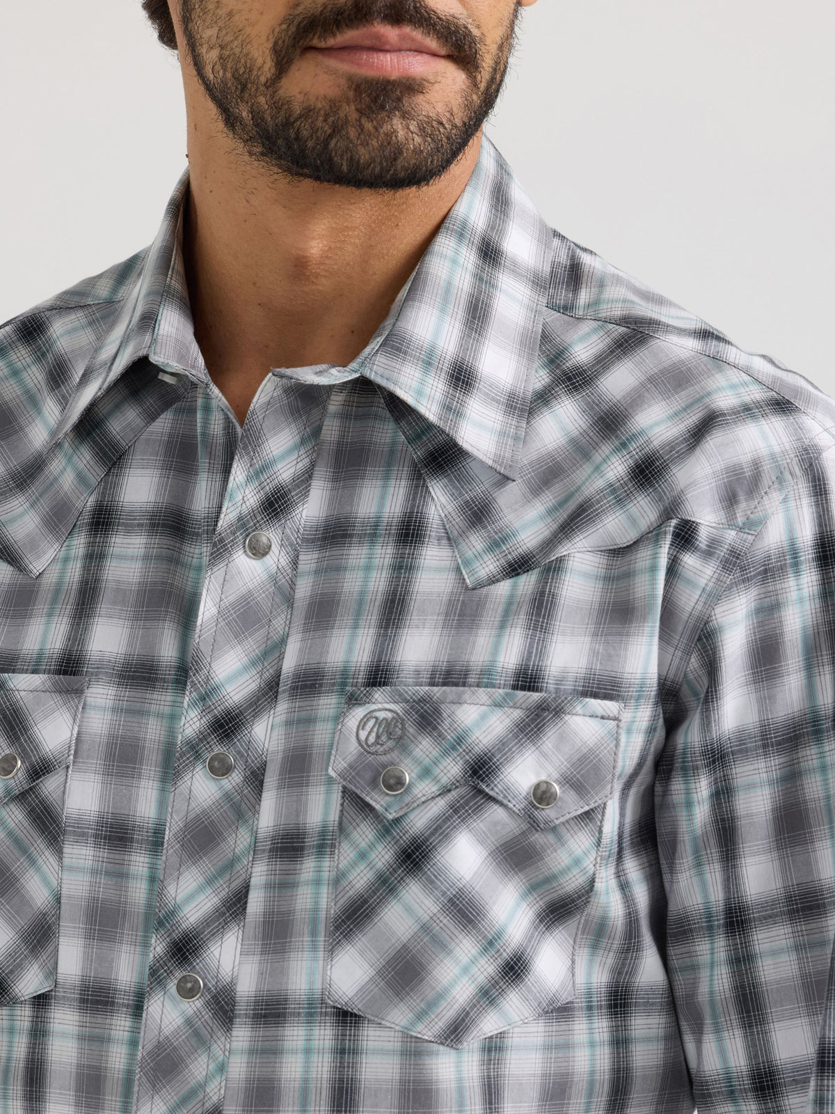 Wrangler Retro Sawtooth Snap Western Shirt in Grey Plaid