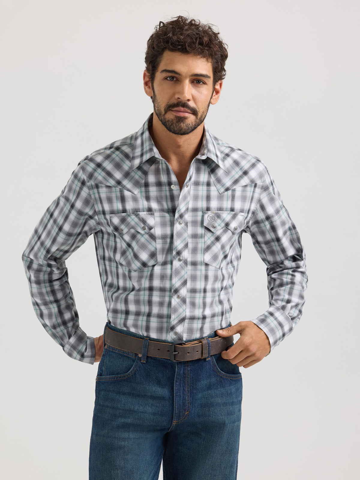 Wrangler Retro Sawtooth Snap Western Shirt in Grey Plaid