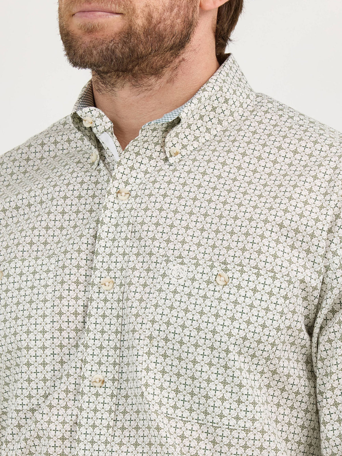 Wrangler George Strait Two Pocket Button Down Shirt in Tan Print