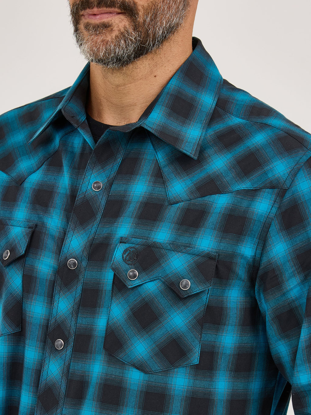 Wrangler Retro Sawtooth Snap Western Shirt in Black/Caribbean Blue