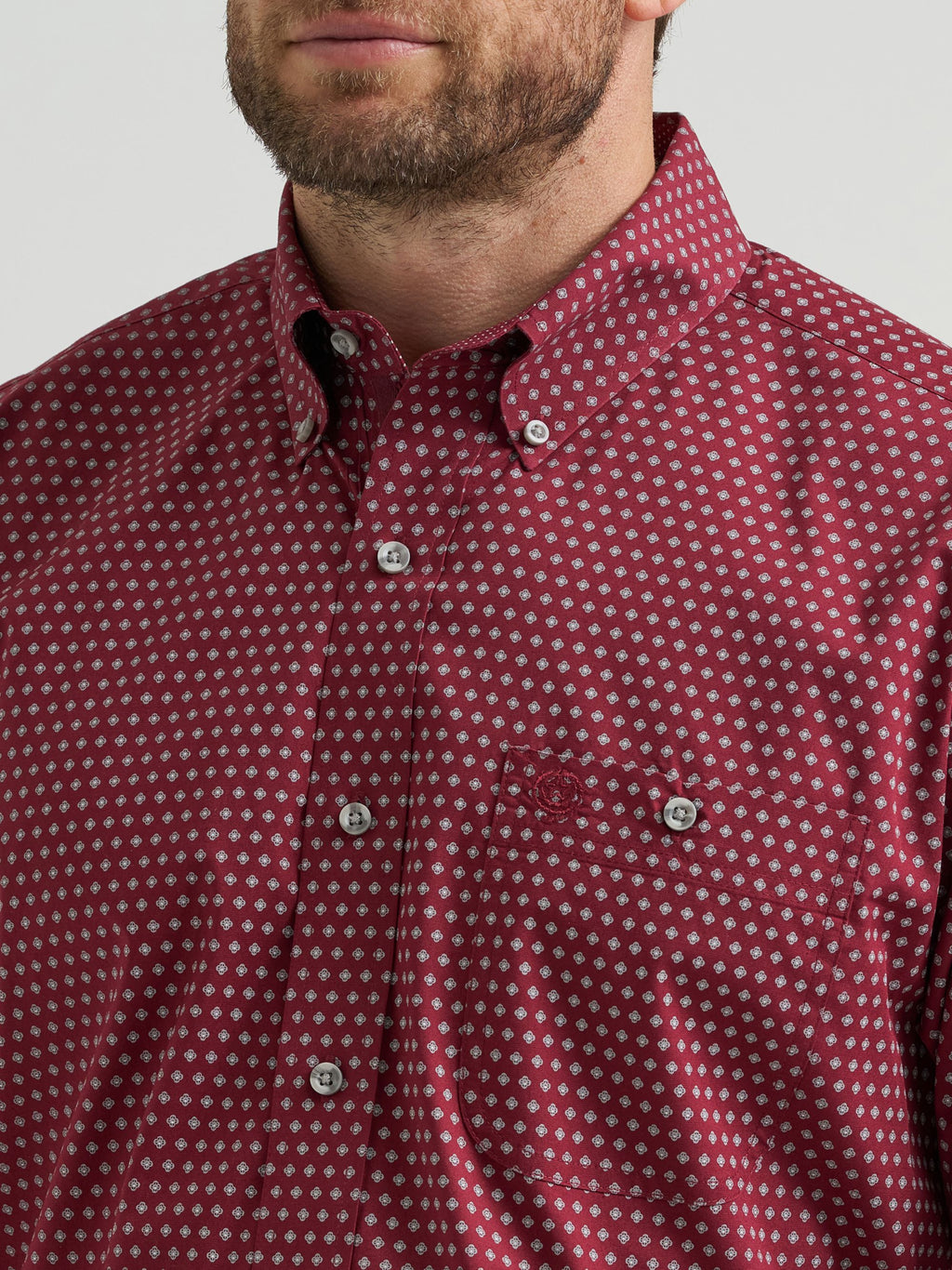 Wrangler George Strait One Pocket Button Down Shirt in Wine Print
