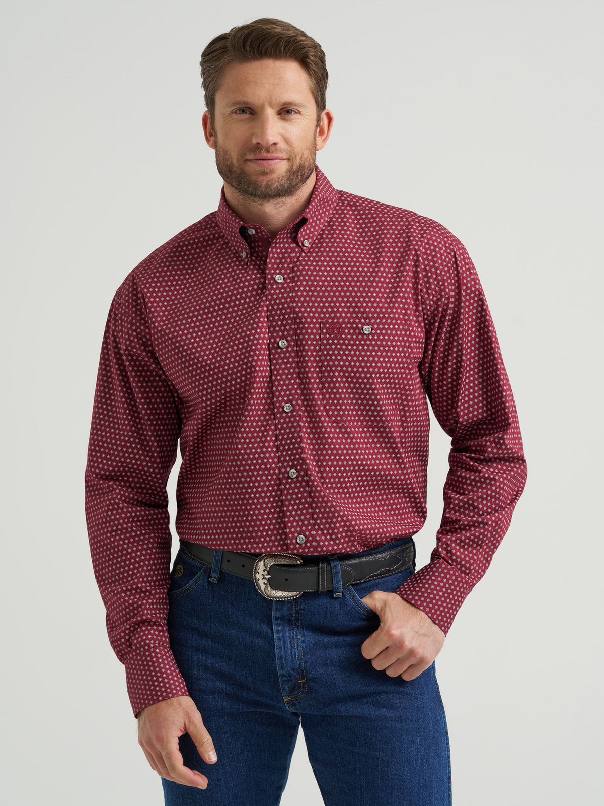 Wrangler George Strait One Pocket Button Down Shirt in Wine Print