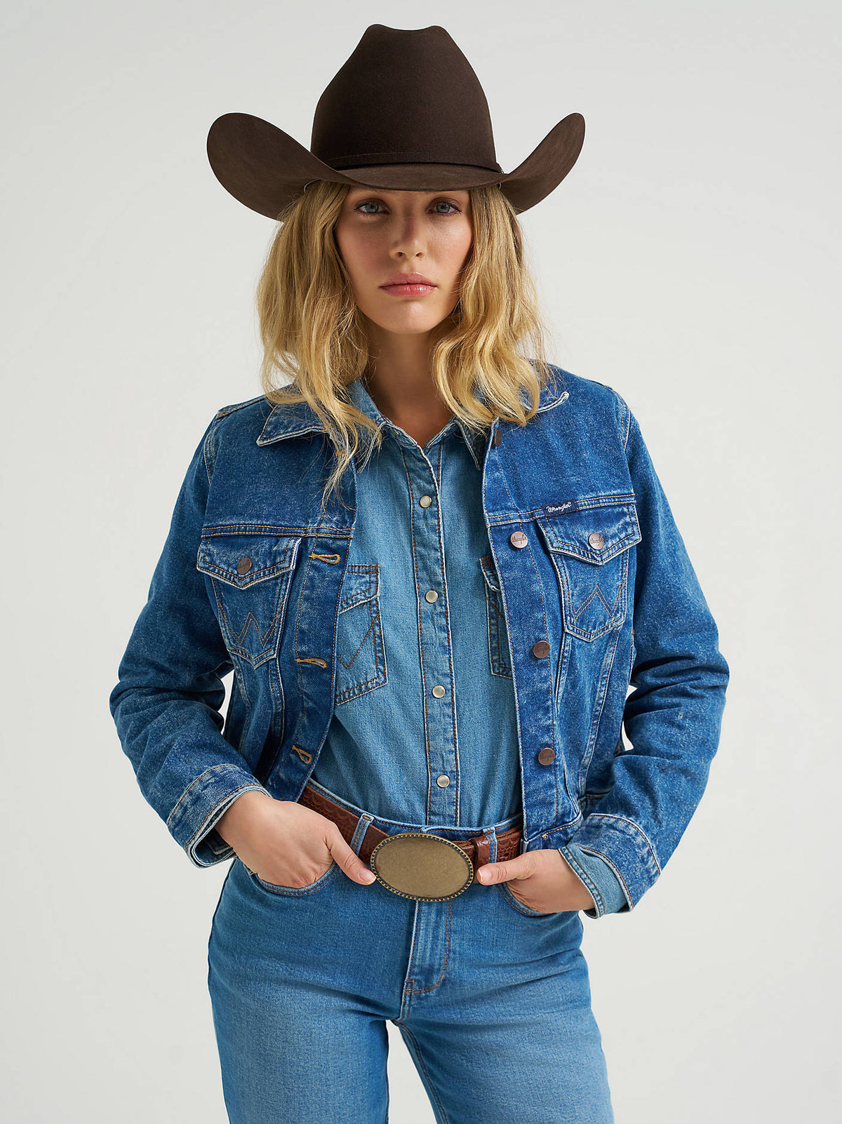 Wrangler Iconic Western Denim Jacket in Medium Wash