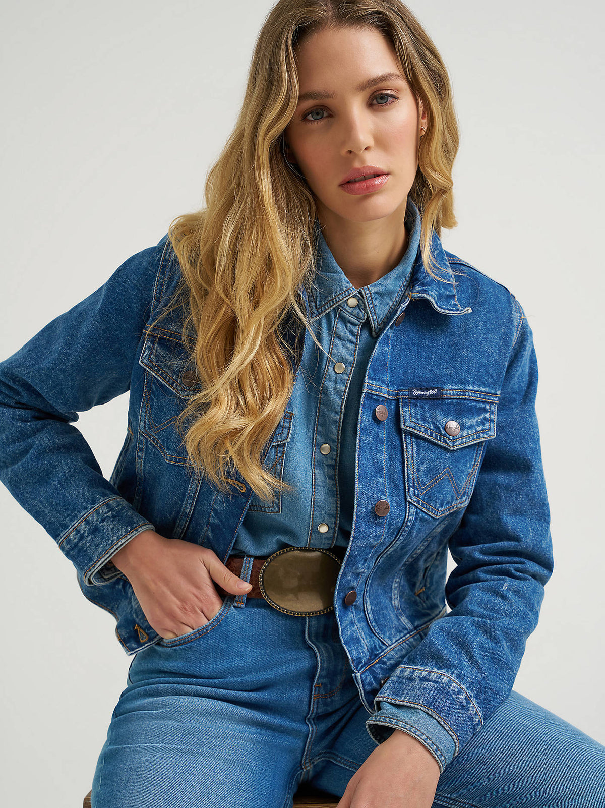 Wrangler Iconic Western Denim Jacket in Medium Wash