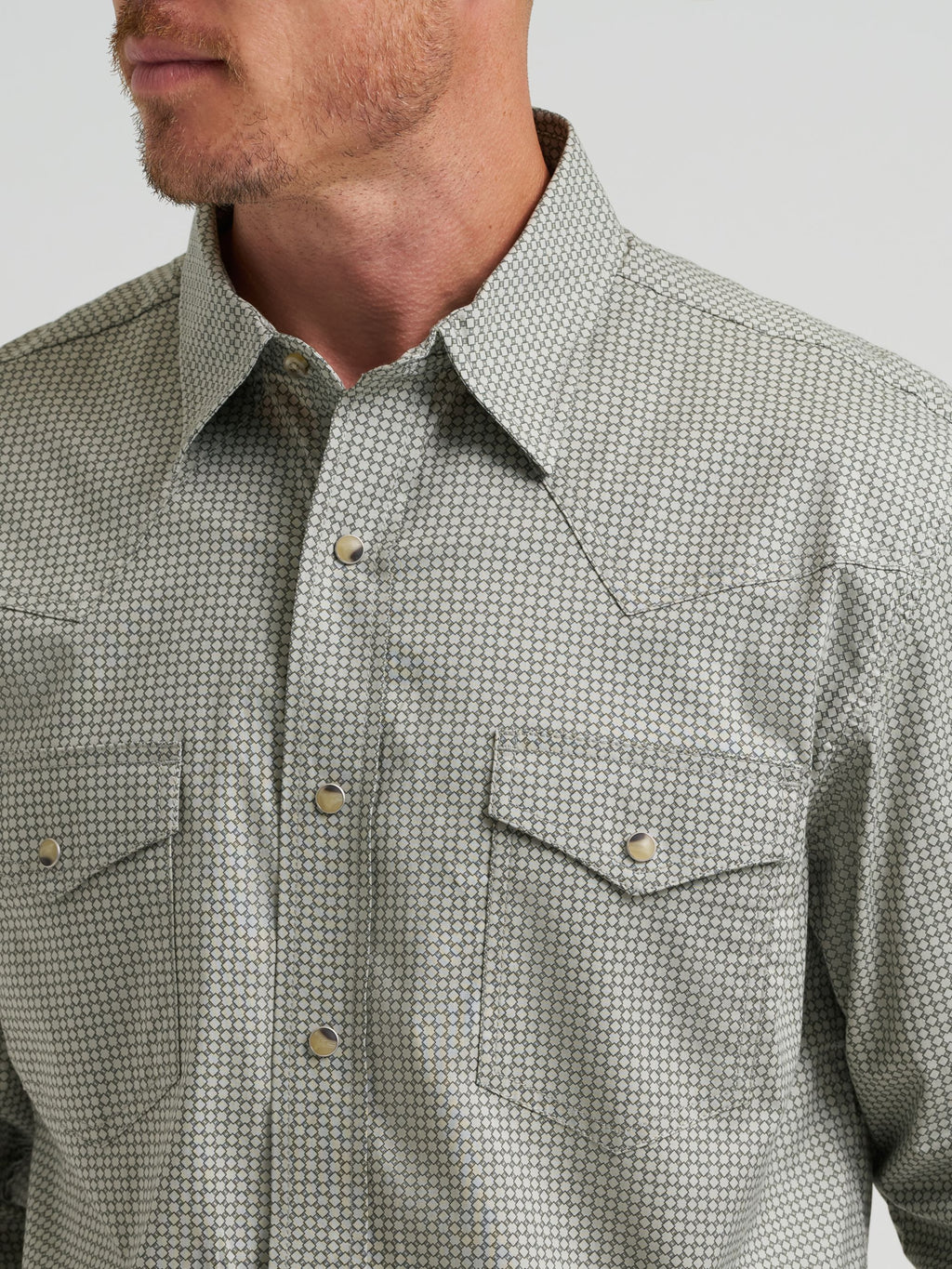 Wrangler 20X Competition Advanced Comfort Snap Western Shirt in Olive