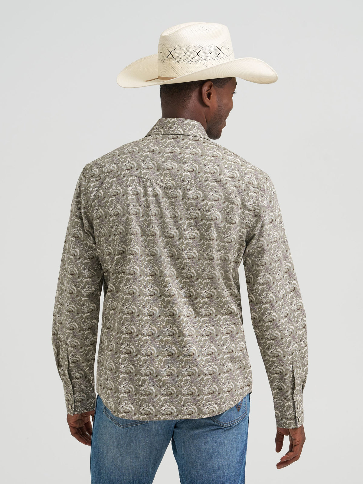 Wrangler Retro Premium Printed Snap Western Shirt in Brown