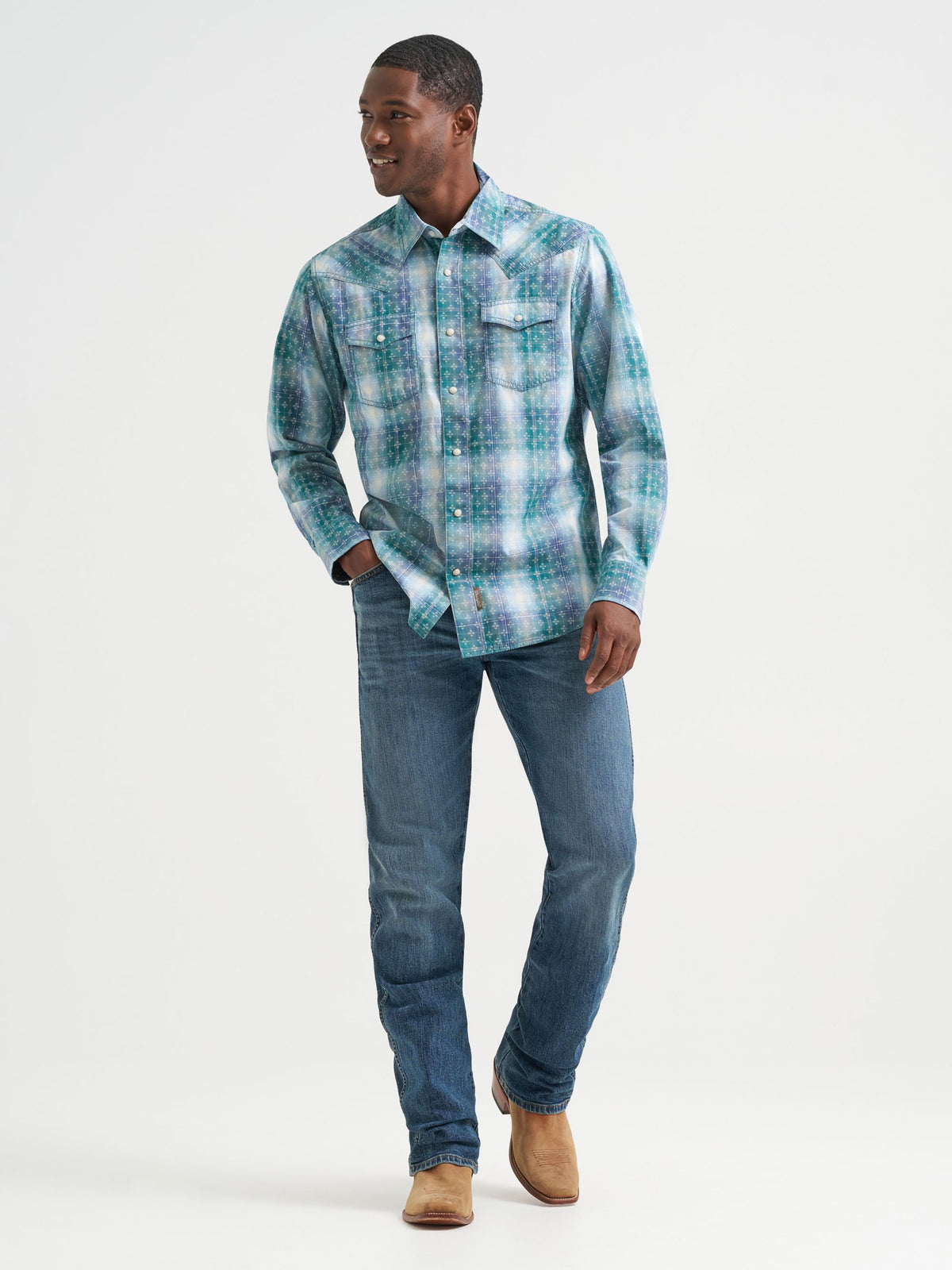 Wrangler Retro Premium Plaid Snap Western Shirt in Pebbled Blue
