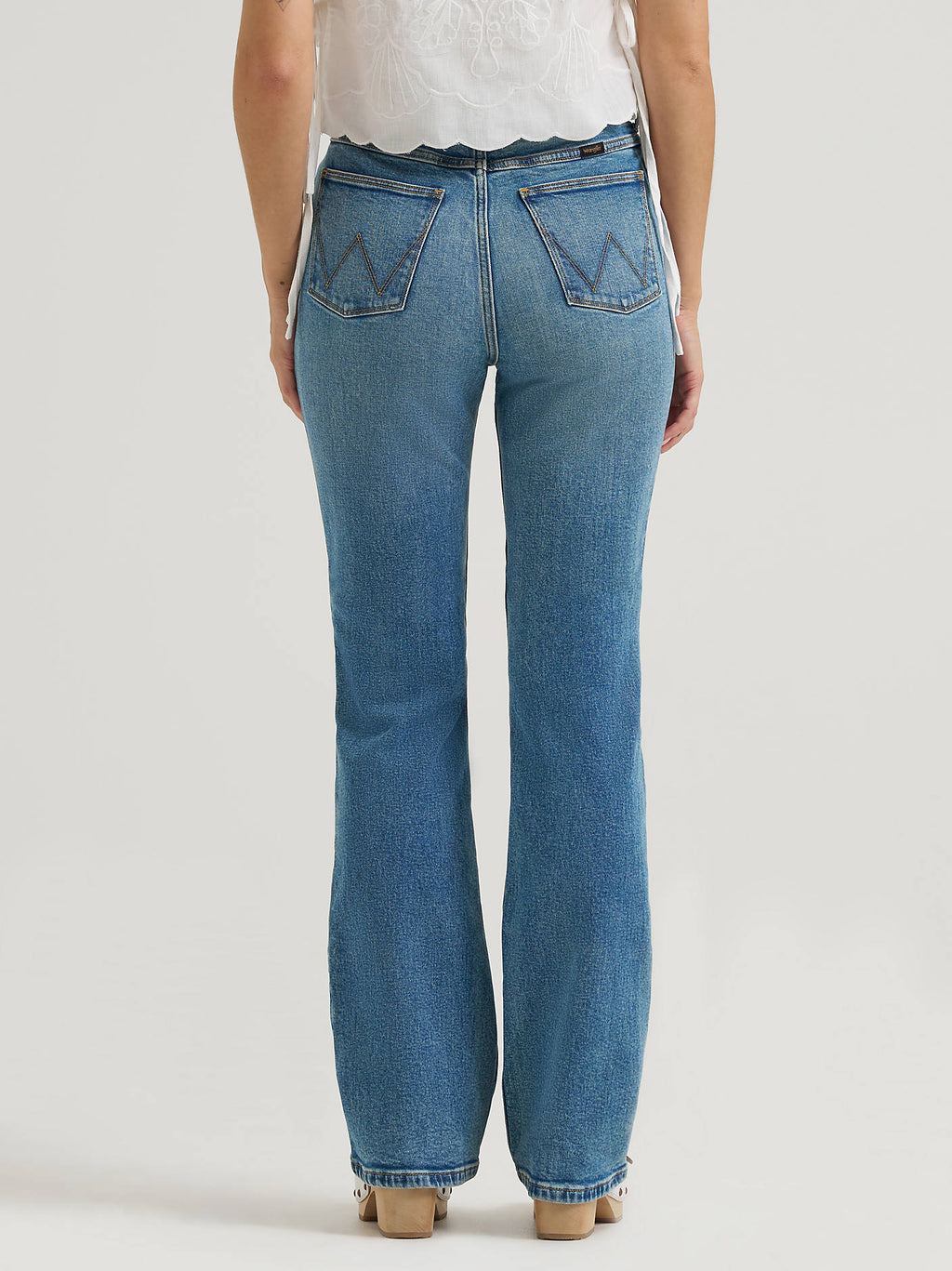 Wrangler High Rise Bold Boot Jeans in Ivy