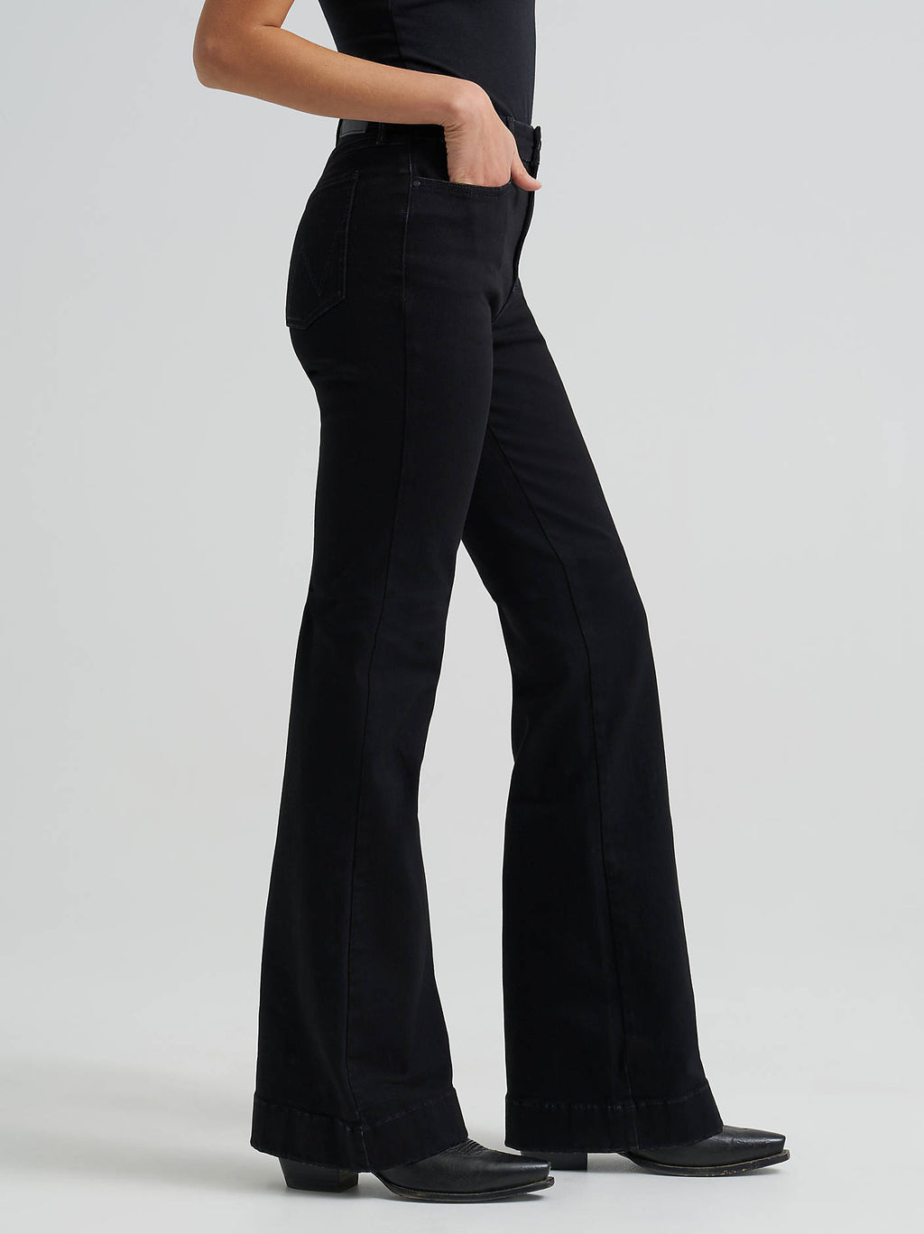 Wrangler Bespoke High Rise Trouser Jeans in Black