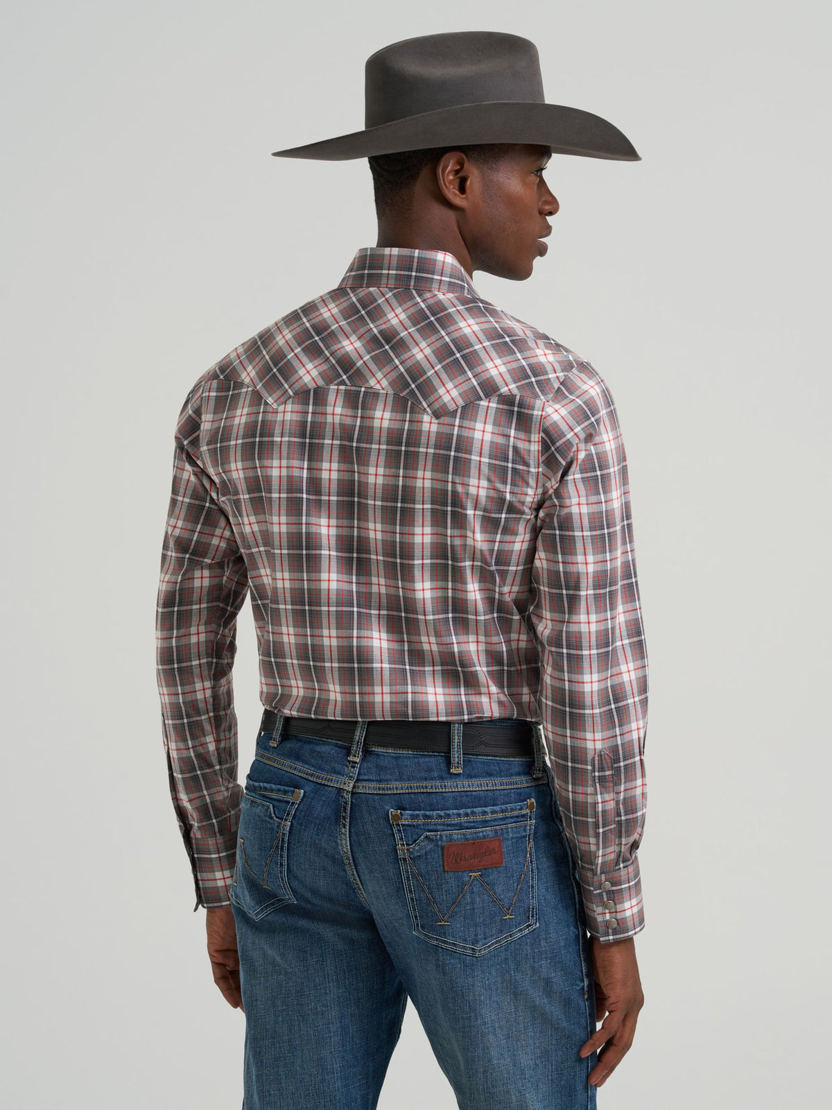 Wrangler Retro Sawtooth Snap Western Shirt in Red/Black Plaid
