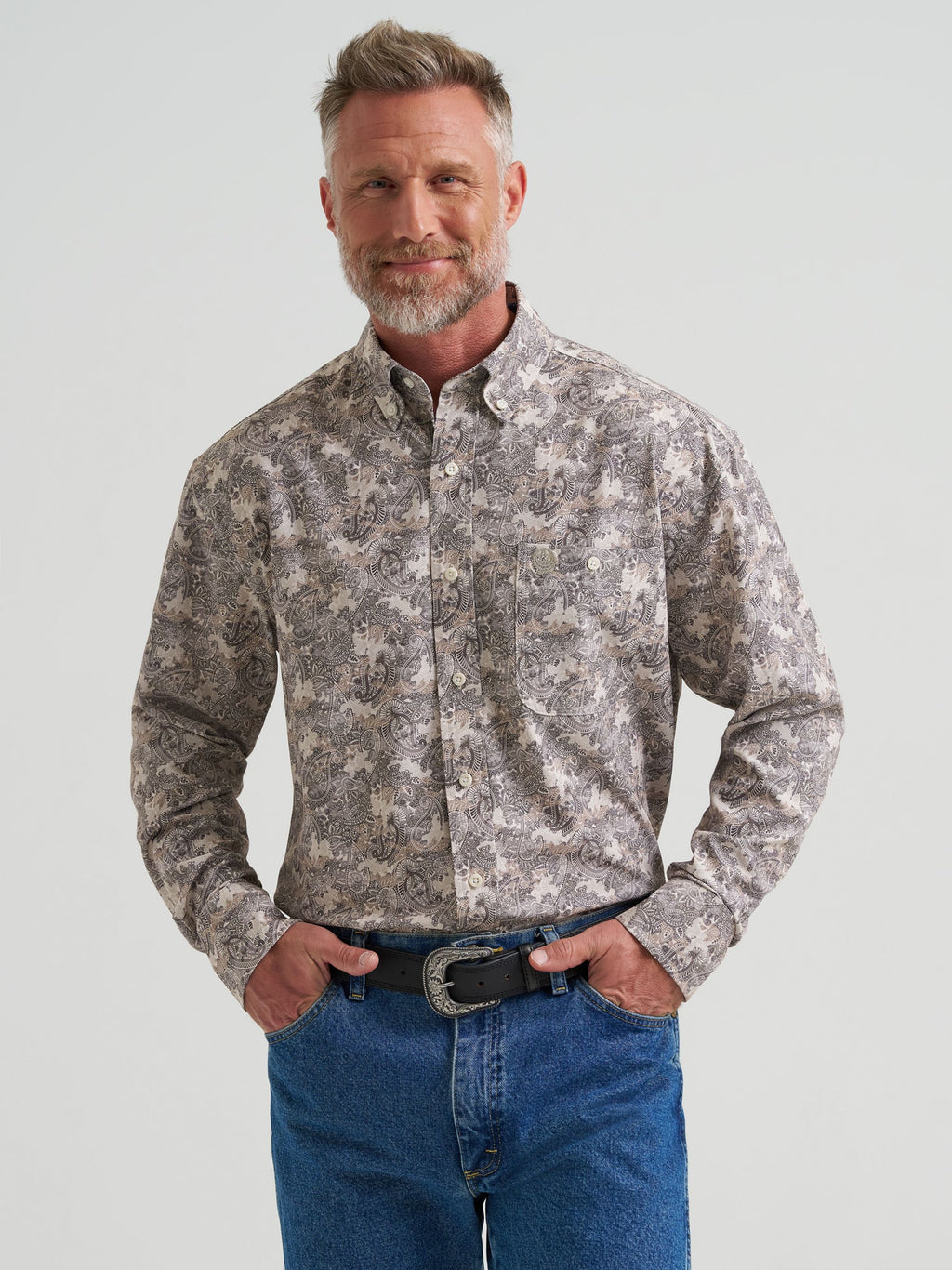 Wrangler George Strait Performance Button Down Shirt in Vanilla Paisley