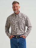 Wrangler George Strait Performance Button Down Shirt in Vanilla Paisley