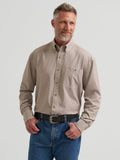 Wrangler George Strait Performance Button Down Shirt in Brown Arrows