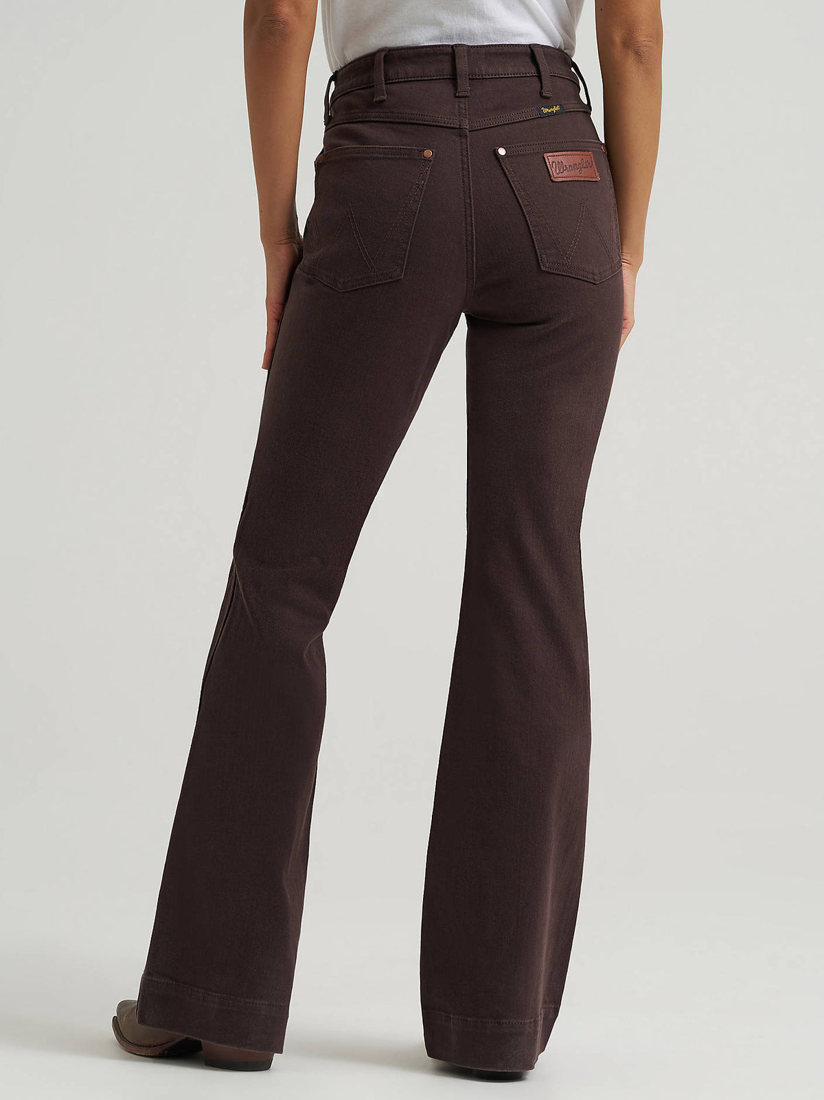 Wrangler Retro Bailey High Rise Colorwash Trouser Jeans in Vera