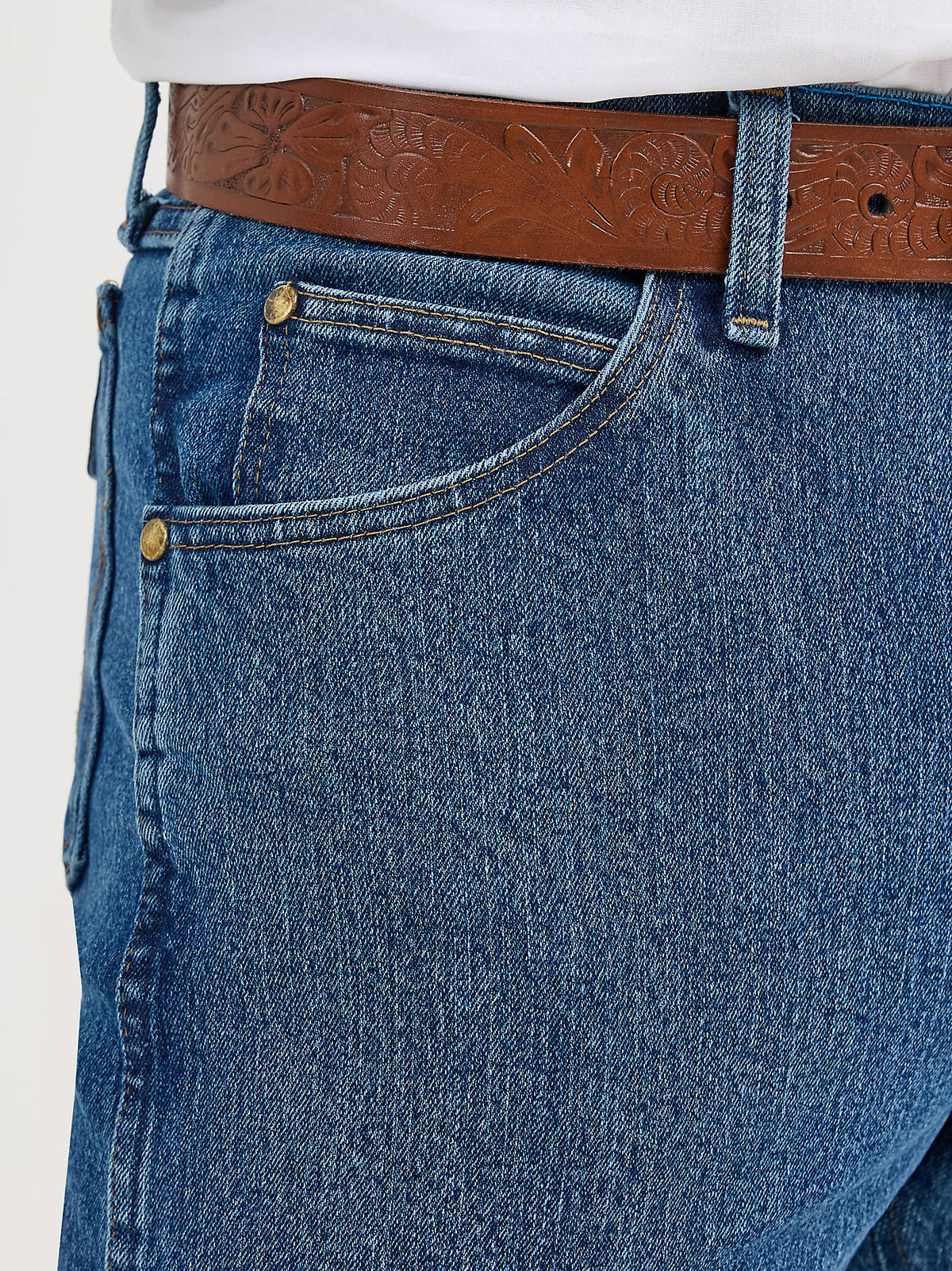Wrangler Advanced Comfort Wicking Cowboy Cut Regular Fit Jeans in Vintage Stone