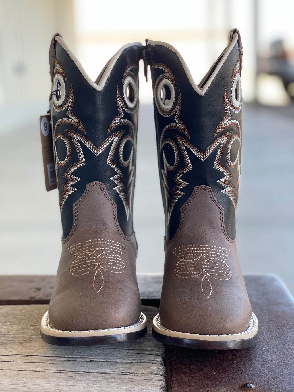 Twister Trace Kids Western Boot in Black/Brown