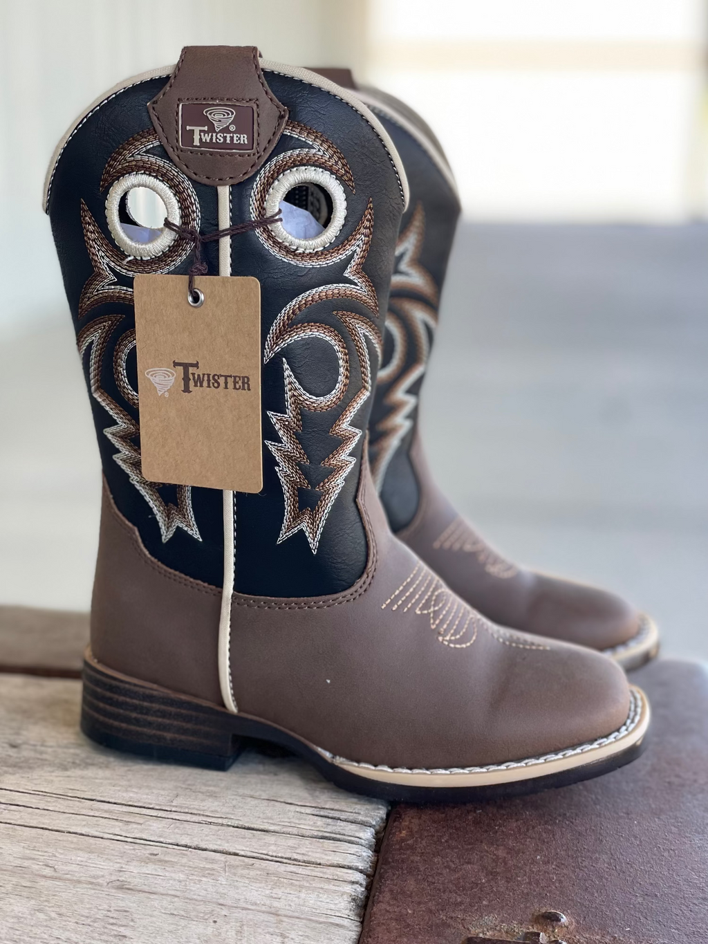 Twister Trace Kids Western Boot in Black/Brown