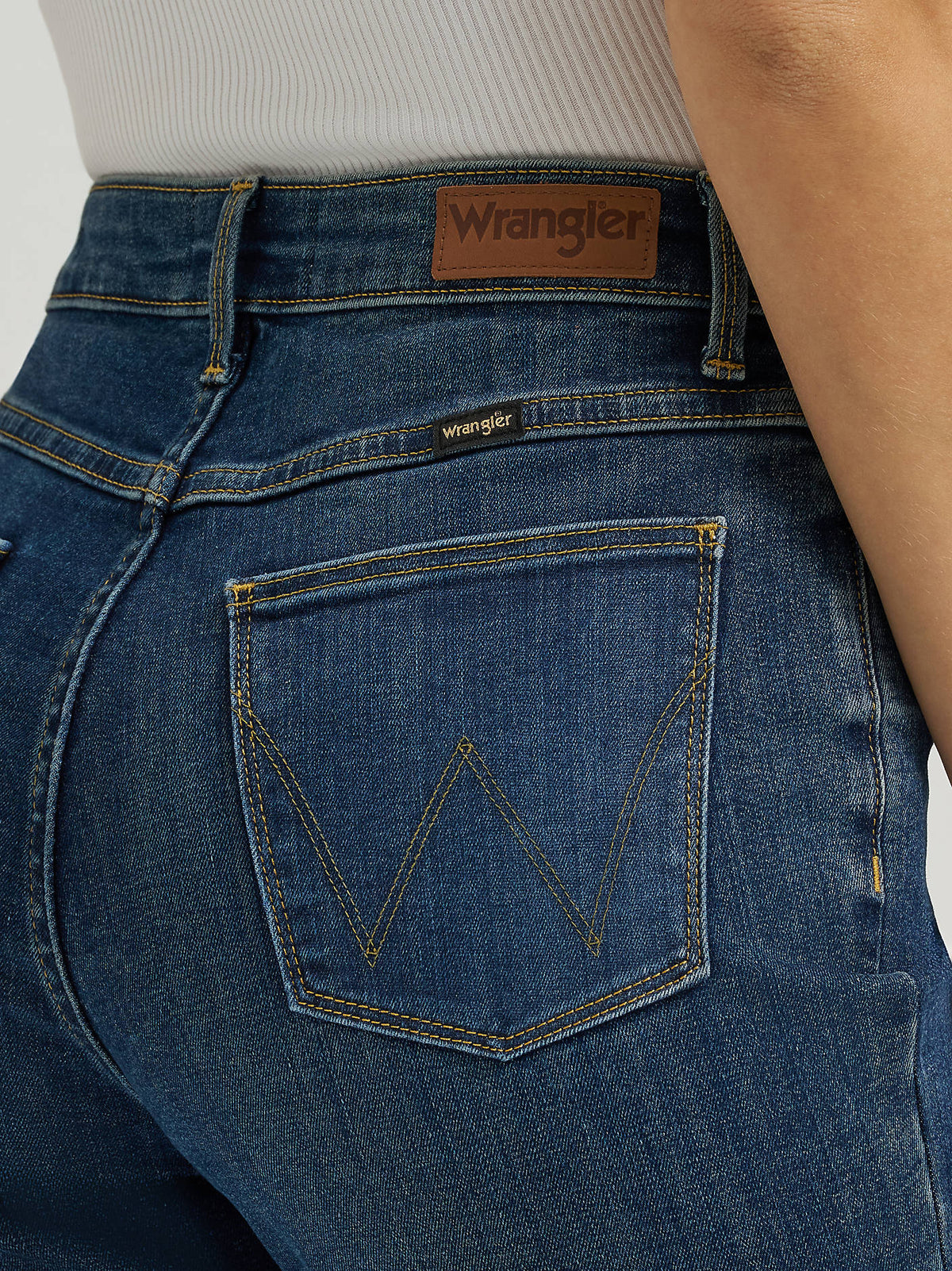 Wrangler High Rise True Straight Leg Jeans in Stockton dark wash