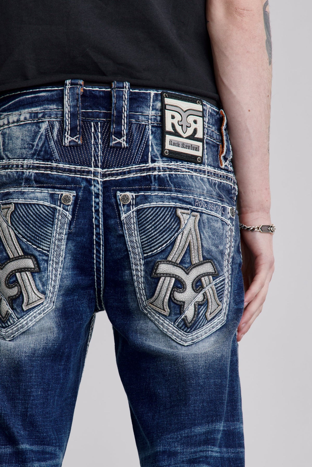 Rock Revival Edmund Straight Jeans – Medium Wash