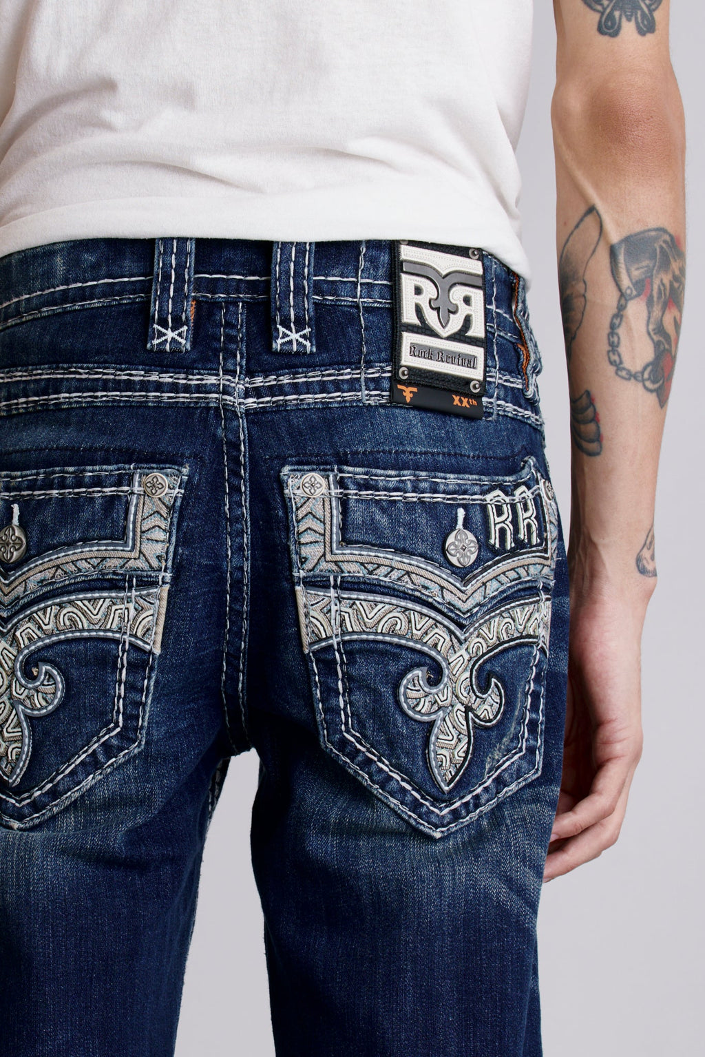 Rock Revival Landyn Straight Jeans – Medium Wash, pocket view