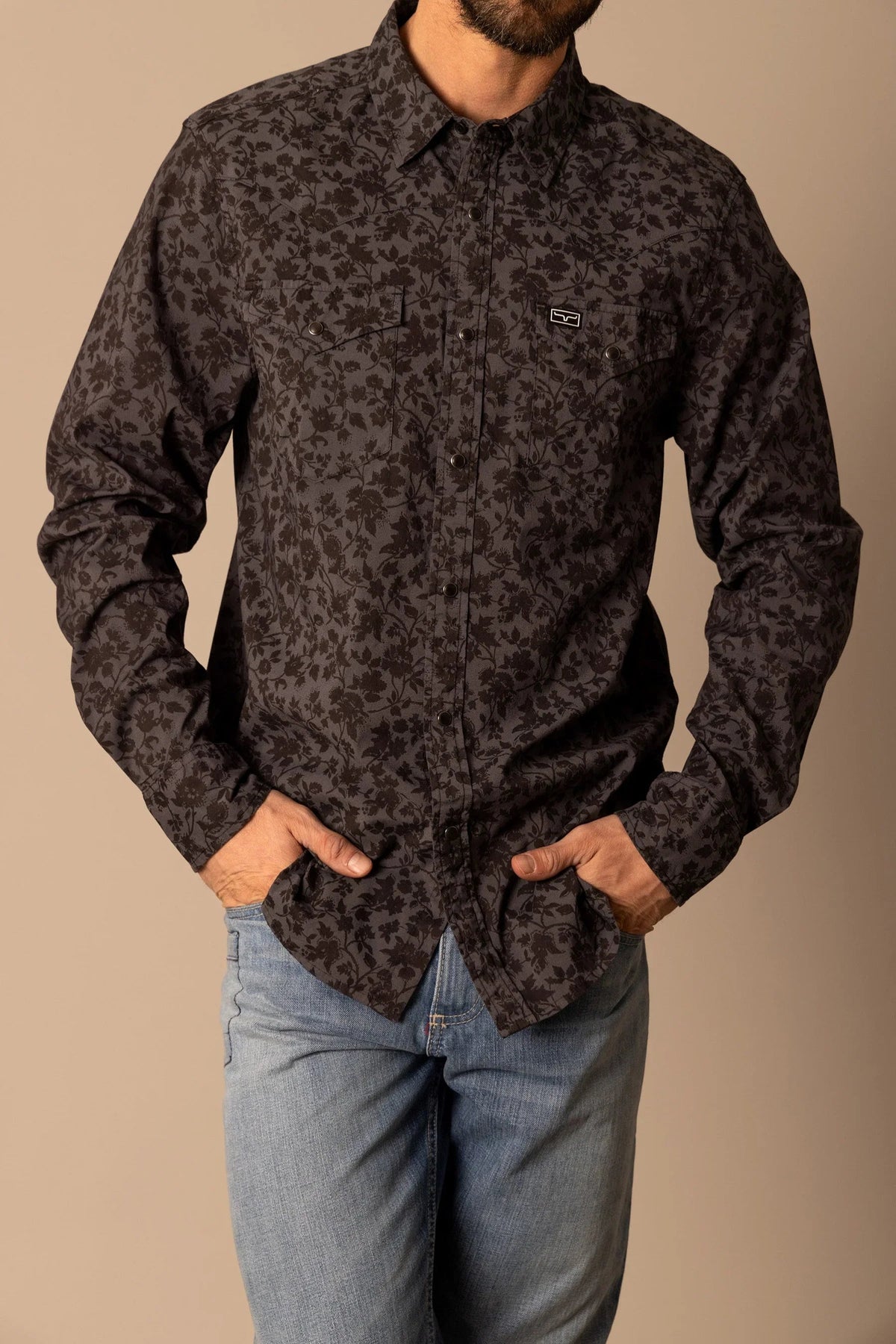 Kimes Ranch Show Vines Shirt – Black