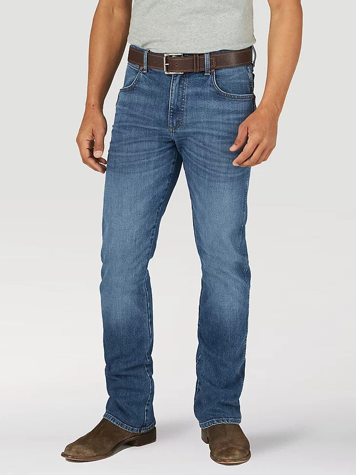 Wrangler Retro Slim Fit Bootcut Jeans in Night Sky
